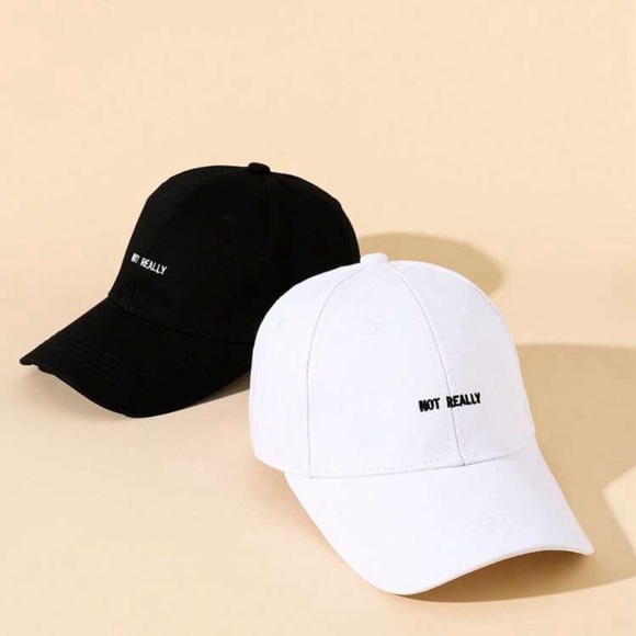 Pair of baseball caps - Picture 2 of 3